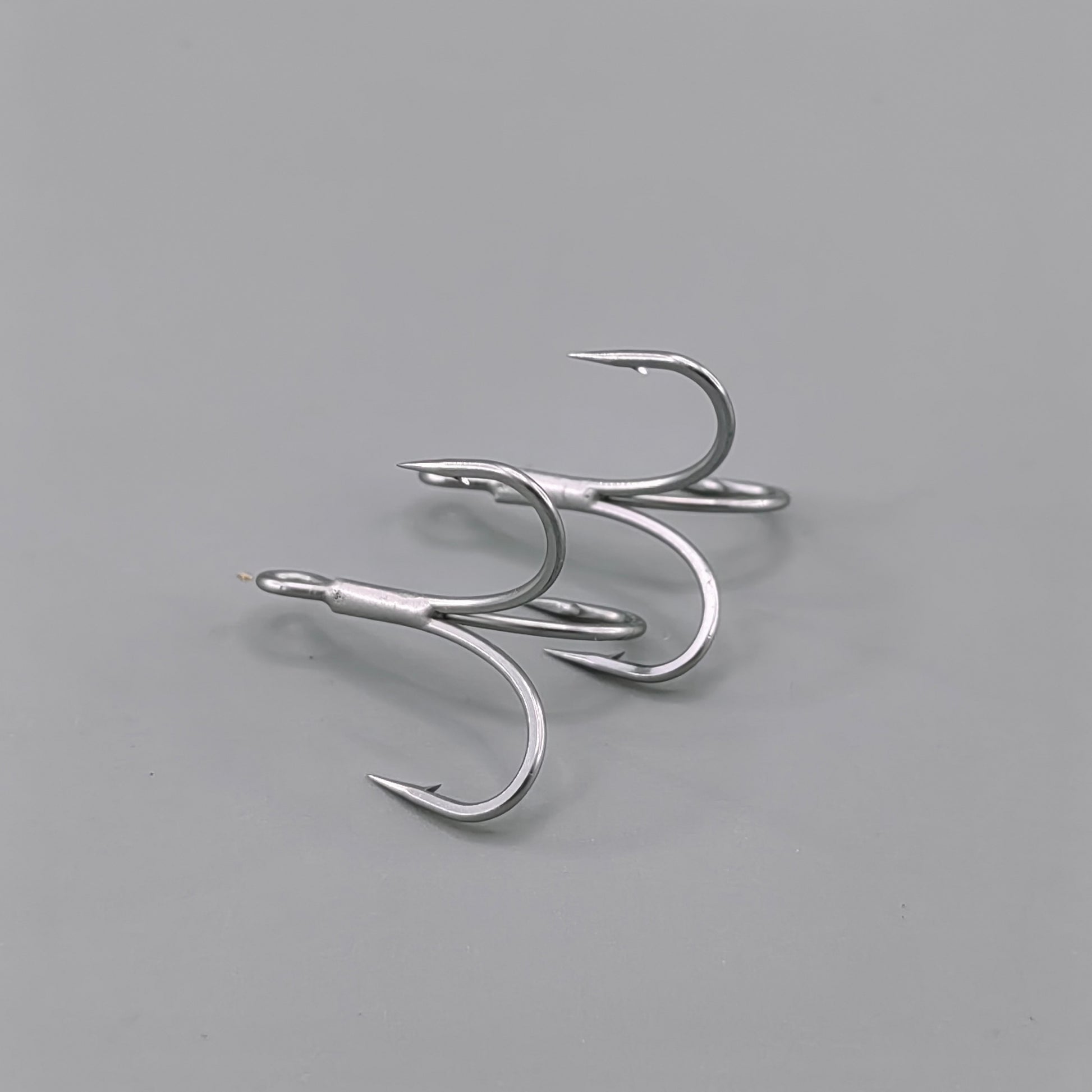 BKK 4x Strong 6066 ULTRA-ANTIRUST Treble Hooks